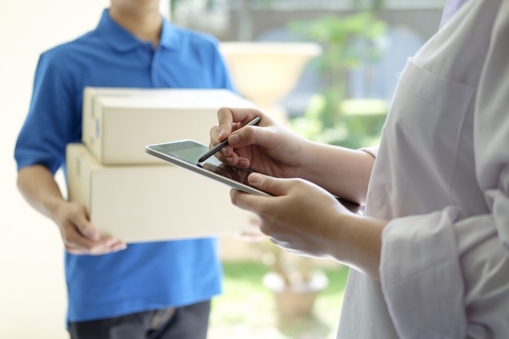 Delivery,-mail,-people-and-shipping-concept.-887533226_4896x3264.jpeg